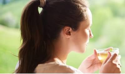 रोज या पानांचे पाणी प्या, बेली फॅट कमी होण्यास होईल मदत