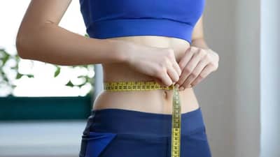 weight loss tips: फॅटला छुमंतर करण्यासाठी रोज रात्री प्या हे हर्बल टी