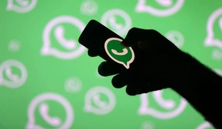 मोबाईल डेटा वाचवण्यास मदत करेल WhatsApp, 'या' ३ सेटिंग्ज त्वरित बदला
