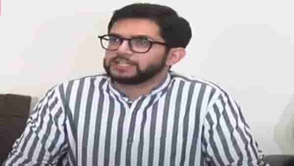 चंद्र कुठे आहे बघून गावातला मुक्काम वाढवला...; आदित्य ठाकरेंचा एकनाथ शिंदेंना खोचक टोला