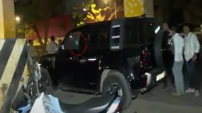 Chembur Firing : धक्कादायक, भर रस्त्यात चेंबूरमध्ये बिल्डरवर गोळीबार, मध्यरात्री ऑपरेशन, आता कशी आहे प्रकृती?