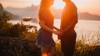 नवऱ्याचं परक्या बाईसोबत लफडं, पण कोर्टाने बायकोलाच ठरवलं दोषी; असं काय घडलं?