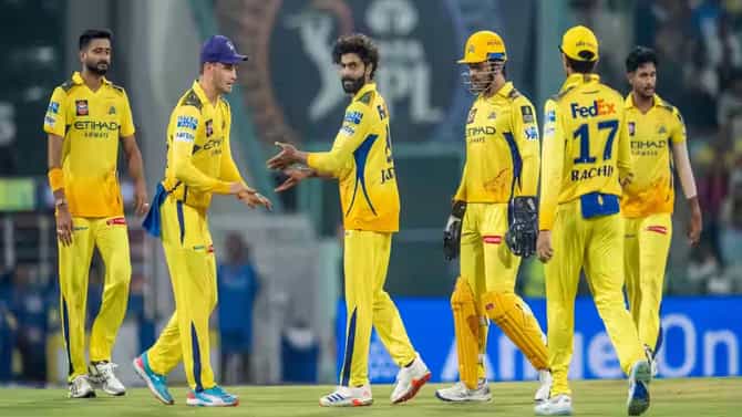 IPL 2025 : चेन्नई सुपर किंग्सला मोठा झटका, ऋतुराज गायकवाडनंतर आणखी एक जण आऊट, MI कडून खेळलेल्याला संधी