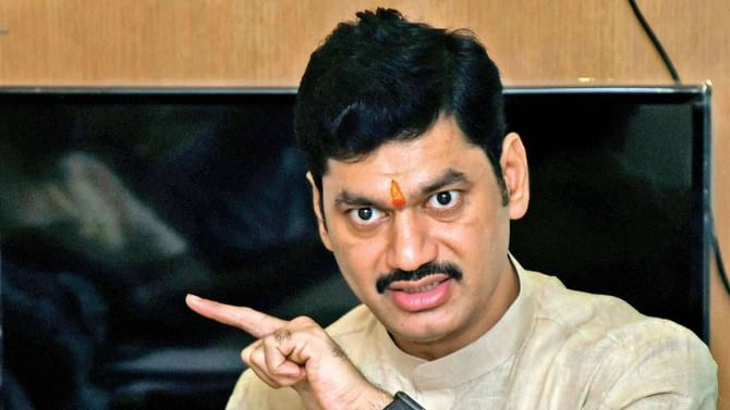 धनंजय मुंडेंच्या आजाराबाबत मोठी अपडेट, स्वत:चं ट्विट करून दिली माहिती धनंजय मुंडेंच्या आजाराबाबत मोठी अपडेट, स्वत:चं ट्विट करून दिली माहिती