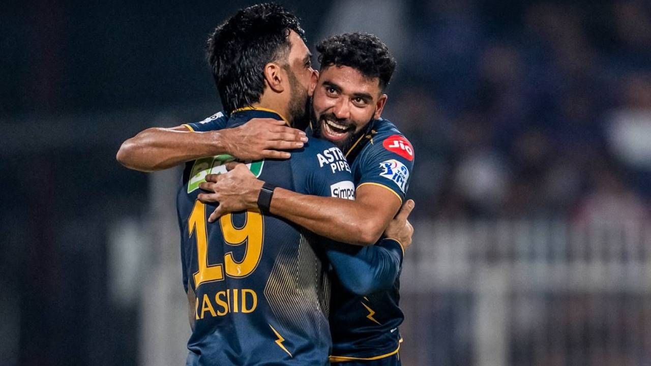 गुजरात टायटन्सचे अजूनही सहा सामने शिल्लक आहेत आणि जर त्यांनी यापैकी फक्त दो सामने जिंकले तर त्यांचं प्लेऑफमधील स्थान निश्चित होईल.