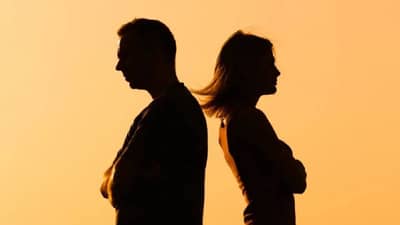 बायकोचा हा इशारा नाही समजला तर समजून जा... काय आहे सीक्रेट?