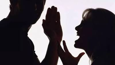 सरकारी नोकरी मिळवण्यासाठी पतीची हत्या, बॉयफ्रेंडसोबत राहण्याची होती इच्छा