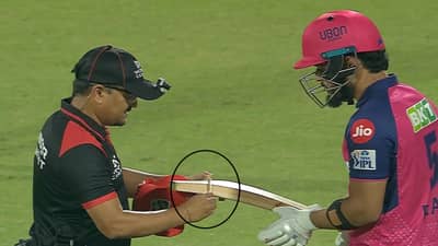 IPL 2025 : बॅटच्या आकाराबाबत आयसीसीचा नियम काय? सामन्यादरम्यान तपासणी कशासाठी?