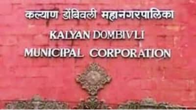 अनधिकृत बांधकामावर कारवाई करण्यासाठी गेलेल्या मनपाच्या पथकावर शिवसेना कार्यकर्त्यांचा हल्ला, रिव्हॉल्वरचा धाक दाखवला