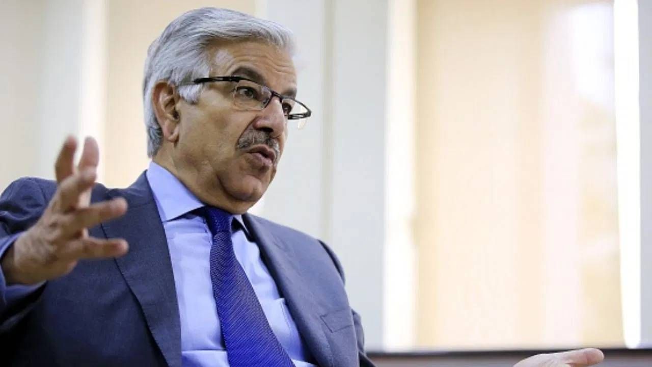 Pakistan : 'ही आमची चूक, याची किंमत...'; पाकच्या रक्षा मंत्री ख्वाजा आसिफ यांची दहशतवादावर मोठी कबुली