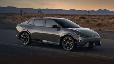 Kia EV4 ग्लोबल इलेक्ट्रिक सेडान लॉन्च, फीचर्स, किंमत जाणून घ्या