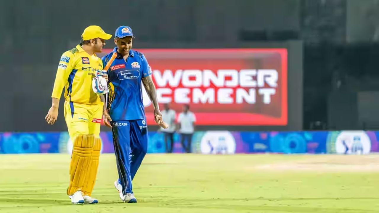 MI vs CSK Playing XI IPL 2025 : 2 कट्टर प्रतिस्पर्धी आमनेसामने, प्लेइंग ईलेव्हनमध्ये कुणाला संधी? MI vs CSK Playing XI IPL 2025 : 2 कट्टर प्रतिस्पर्धी आमनेसामने, प्लेइंग ईलेव्हनमध्ये कुणाला संधी?