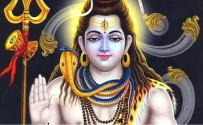 lord shiva puja : महादेवाची पूजा करताना या 6 गोष्टी चुकूनही अर्पण करू नका....