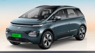 या’ 10 लाखांच्या इलेक्ट्रिक कारने केला ‘हा’ विक्रम