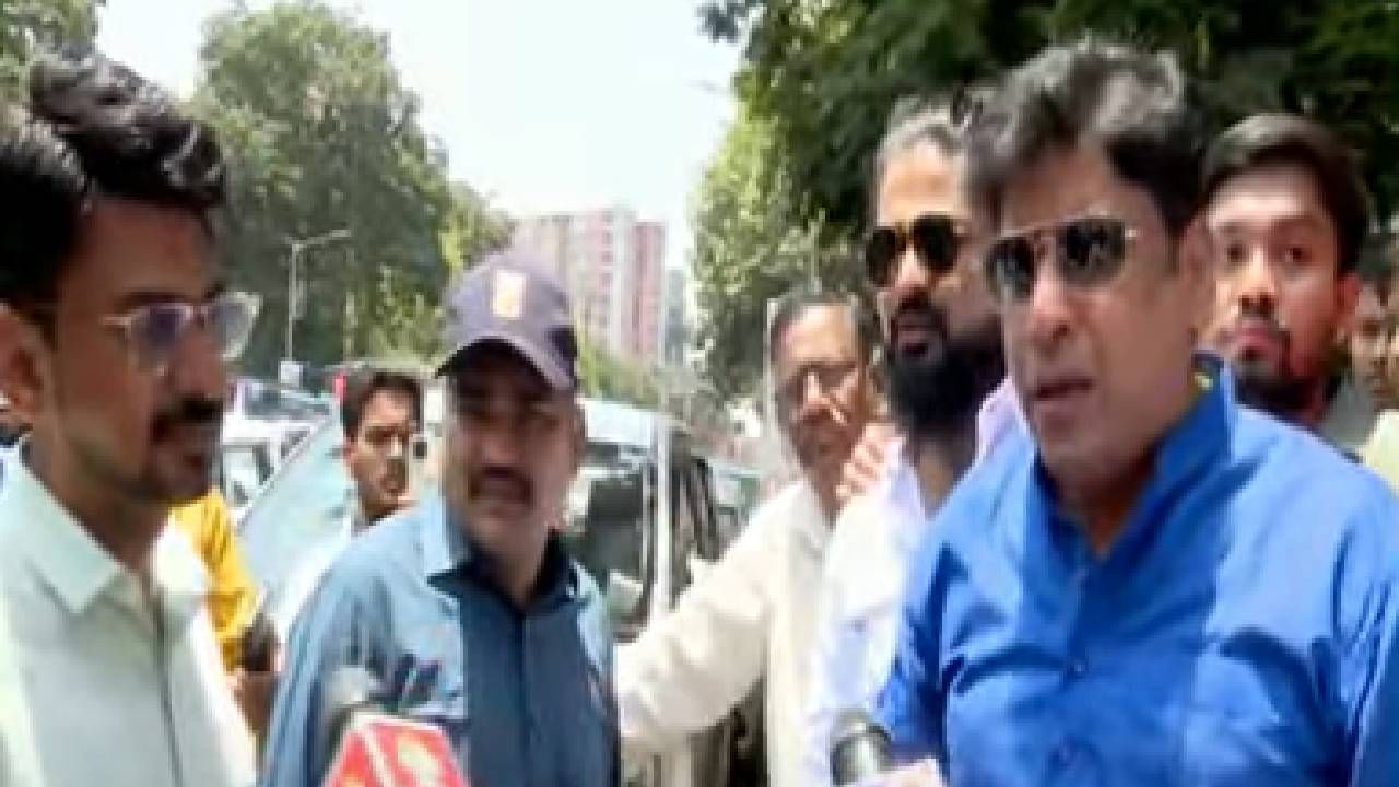 घाटकोपरच्या गृहनिर्माण सोसायटीत मराठी माणसाविरोधात पोल, मुंबईत काय चाललय? मांसाहाराचा वाद