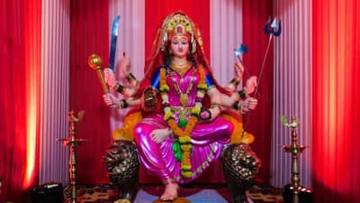 Masik Durgashtami 2025: दुर्गाष्टमीच्या दिवशी या चुका करणे टाळा, आर्थिक परिस्थिती होईल खराब....