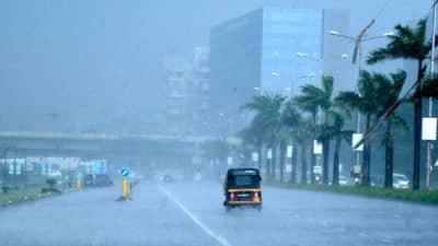 मुंबईत यंदा जोरदार पाऊस बसरणार, सामान्यापेक्षा जास्त पावसाचा अंदाज