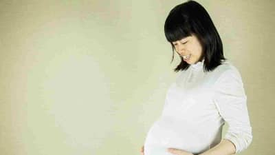 विवाहबाह्य संबंधातून प्रेग्नंट राहण्याचे प्रमाण वाढले, सर्वाधिक गर्भधारणा १८ वर्षांखालील तरुणींमध्ये...