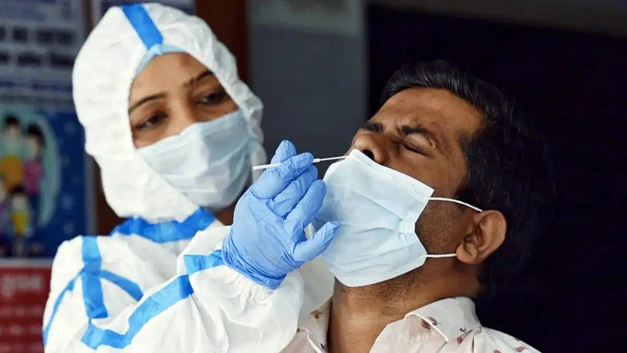 नॅनोटेक्नॉलॉजी आणि कोव्हिडवर पतंजलीचा रिसर्च; ही माहिती आली समोर नॅनोटेक्नॉलॉजी आणि कोव्हिडवर पतंजलीचा रिसर्च; ही माहिती आली समोर