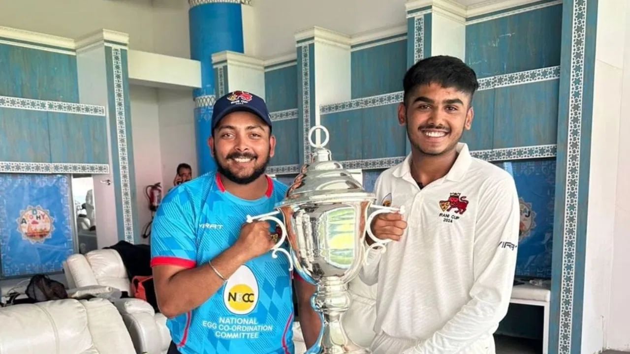 आम्ही आयुषला ट्रायलसाठी बोलावलंय, आयुषने आमच्या टॅलँट स्काउट्सचं लक्ष वेधून घेतलं. अजूनही संघात कुणाचीही निवड करण्यात आलेली नाही. ही फक्त ट्रायल आहे, अशी माहिती सीएसकेचे एमडी आणि सीईओ काशी विश्वनाथन यांनी सांगितलं. (Photo Credit : PTI) 