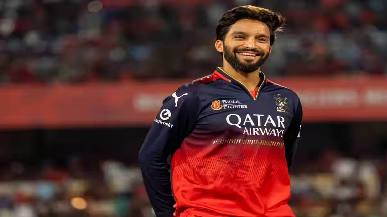 RCB vs DC : रजत पाटीदारची दिल्ली कॅपिट्ल्सला जिंकवण्यात ऑन कॅमेरा मदत! व्हीडिओ व्हायरल