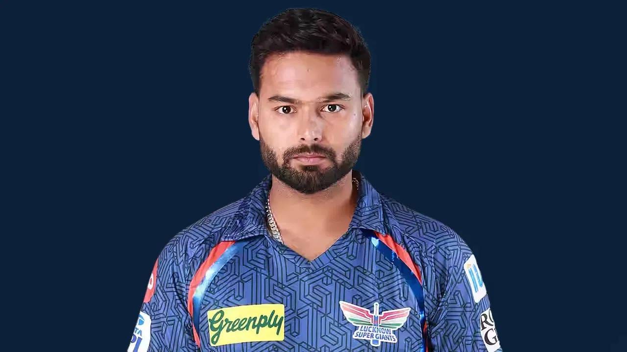 ऋषभ पंत: लखनौ सुपर जायंट्सचा कर्णधार ऋषभ पंतलाही दंड ठोठावण्यात आला आहे. मुंबई इंडियन्सविरुद्धच्या सामन्यात निर्धारित वेळेत 20  षटके पूर्ण न केल्याबद्दल पंतला 12 लाख रुपयांचा दंड ठोठावण्यात आला.