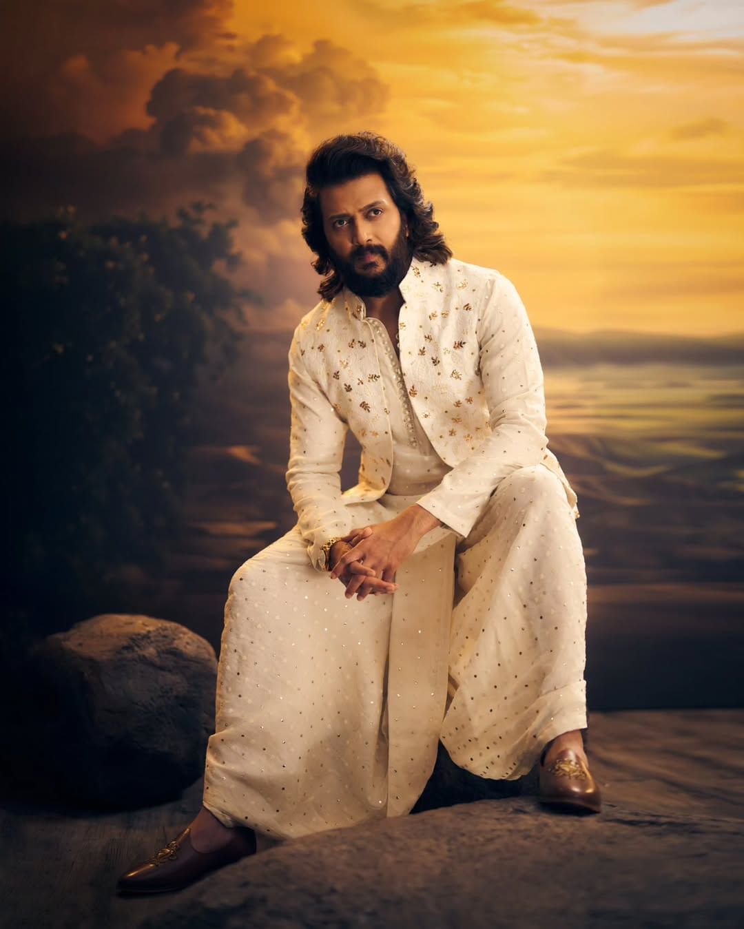 रितेश देशमुखच्या 'राजा शिवाजी' चित्रपटासाठी काम करण्याची तुम्हालाही संधी