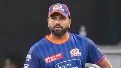 MI vs DC : हार्दिकने जो विचारही केला नसेल ते रोहितने डगआऊटमध्ये बसून केलं, त्या निर्णयानंतर मुंबईच्या बाजूने फिरला सामना