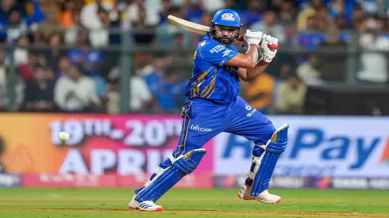 MI vs SRH : रोहित शर्माचा वानखेडे स्टेडियममध्ये कीर्तीमान, अशी कामगिरी करणारा पहिलाच