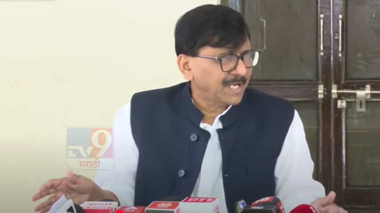 Sanjay Raut : शरद पवार यांचा बाप... बापाच्या पाठीत खंजीर खुपसला; संजय राऊत यांच्या निशाण्यावर कोण?