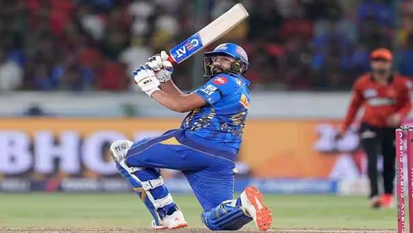 SRH vs MI : रोहित शर्माचा सलग दुसऱ्या अर्धशतकासह कारनामा, 9 वर्षानंतर असं केलं
