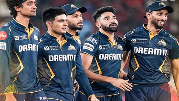 SRH vs GT : हैदराबादचे फलंदाज पुन्हा ढेर, पॅट कमिन्सच्या फिनिशिंग टचमुळे गुजरातसमोर 153 धावांचं आव्हान