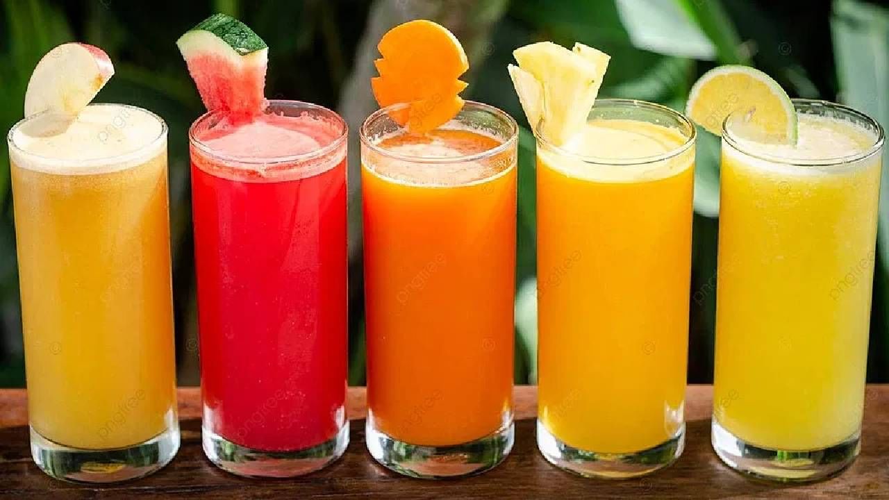 उष्मघातापासून बचाव करण्यासाठी प्या चंदन सरबत, जाणून घ्या रेसिपी आणि आरोग्यदायी फायदे उष्मघातापासून बचाव करण्यासाठी प्या चंदन सरबत, जाणून घ्या रेसिपी आणि आरोग्यदायी फायदे