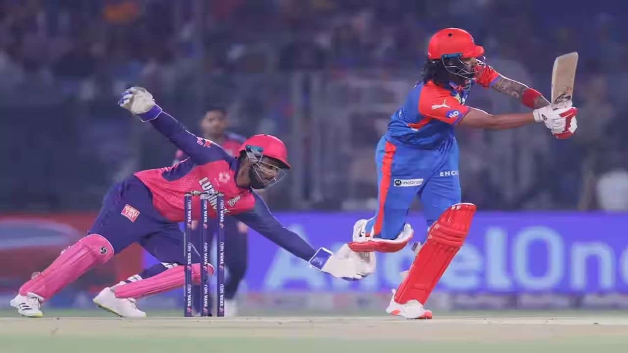 DC vs RR : राजस्थान रॉयल्ससमोर तिसऱ्या विजयासाठी 189 धावांचं आव्हान, दिल्ली रोखणार का? DC vs RR : राजस्थान रॉयल्ससमोर तिसऱ्या विजयासाठी 189 धावांचं आव्हान, दिल्ली रोखणार का?