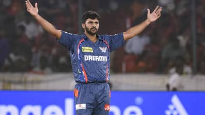 GT vs LSG : आयपीएल 2025 स्पर्धेत शार्दुल ठाकुरचं द्विशतक! गुजरातविरुद्धच्या सामन्यात नोंदवला विक्रम