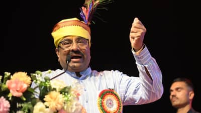 तुम्ही माझ्यासारख्याला.... नाराजीच्या चर्चांवर सुधीर मुनगंटीवार स्पष्टच बोलले