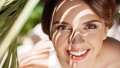 summer skincare tips: निरोगी त्वचेसाठी योग्य फेसवॉस कसा निवडावा? जाणून घ्या योग्य पद्धतं