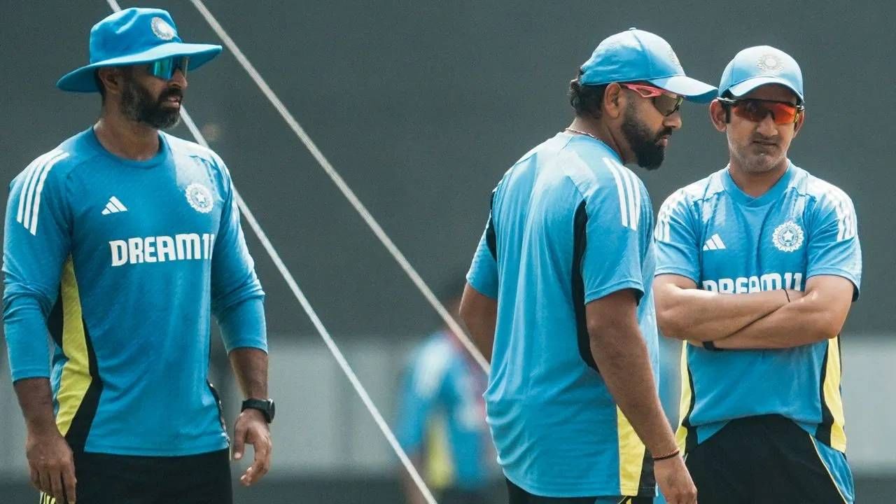 BCCI : महाभूकंप, गौतम गंभीरच्या निकटवर्तीयाला टीम इंडियातून हटवलं, त्याशिवाय अजून... BCCI : महाभूकंप, गौतम गंभीरच्या निकटवर्तीयाला टीम इंडियातून हटवलं, त्याशिवाय अजून...