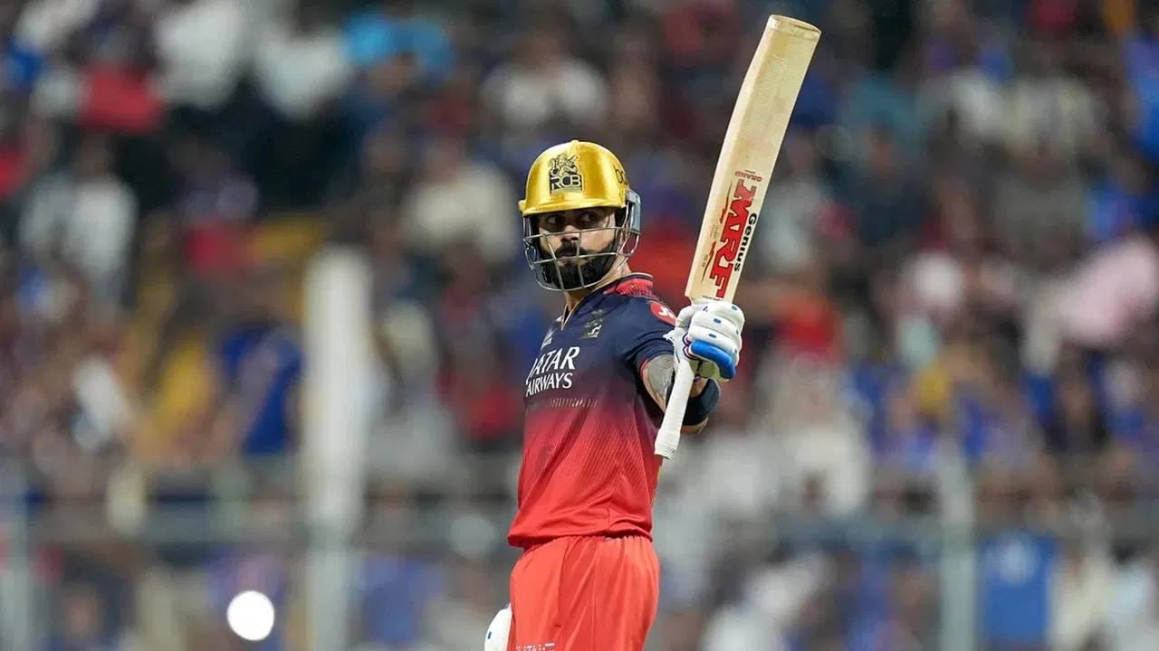 विराट कोहलीने आयपीएलमध्ये एक नवा विक्रम रचला आहे. तो आयपीएलच्या इतिहासात सर्वाधिक पन्नासपेक्षा जास्त धावा करणारा खेळाडू बनला. रविवारी मुल्लानपूर येथे पंजाब किंग्जविरुद्धच्या सामन्यात कोहली 73 धावांवर नाबाद राहिला. यासह आरसीबीने  सामना जिंकला आणि गुणतालिकेत तिसऱ्या स्थानावर आले. 