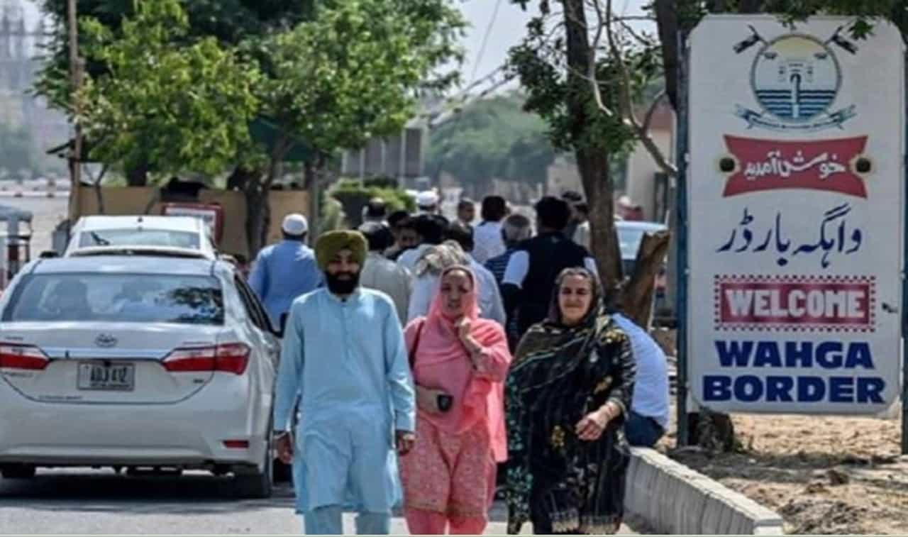 पहलगाम हल्ल्यानंतर शेकडो भारतीय पाकिस्तानातून आले, शीख कुटुंबांचा रोखला प्रवेश, म्हणाले की दुबईत...!