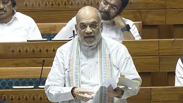 Amit Shah : तहव्वुर हुसैन राणाने भारतात पाऊल ठेवण्याआधीच अमित शाह यांचं मोठं वक्तव्य
