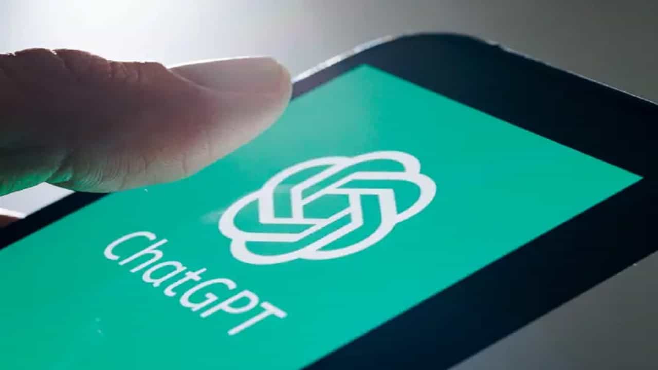 चॅटजीपीटी पुन्हा ठप्प! पुन्हा एकदा युजर्सना मोठा झटका, नेमकं काय सुरु आहे?