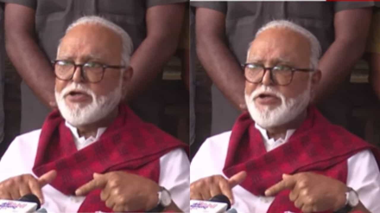 Chhagan Bhujbal : बाळासाहेब ठाकरे आणि शरद पवार यांच्याकडून मी शिकलो - छगन भुजबळ Chhagan Bhujbal : बाळासाहेब ठाकरे आणि शरद पवार यांच्याकडून मी शिकलो - छगन भुजबळ