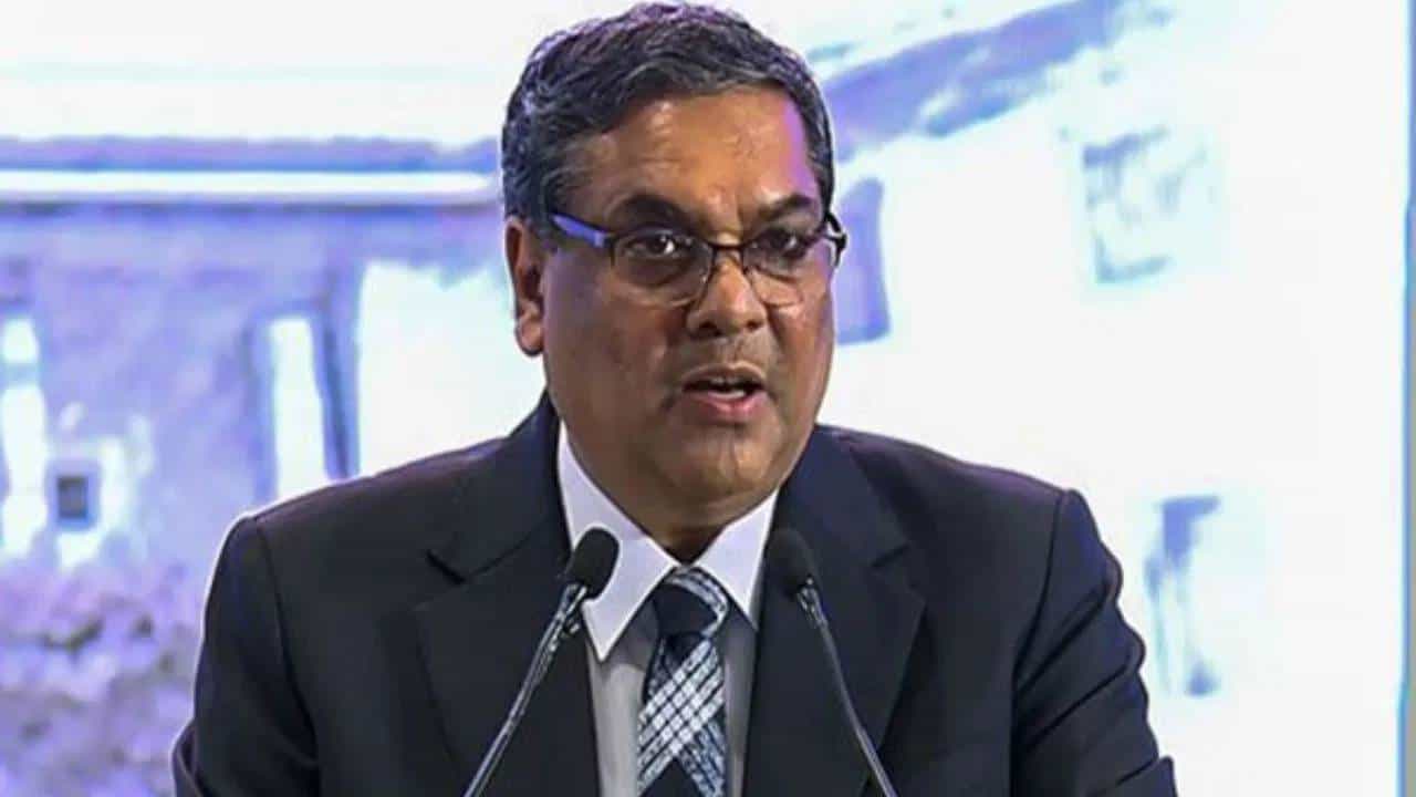 Supreme Court : त्यावेळी आम्हाला धर्म नसतो..., वक्फ कायद्यावर सुनावणीच्यावेळी CJI संजीव खन्ना यांनी असं का म्हटलं?