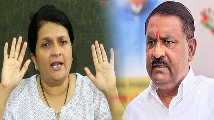 Anjali Damania : 'बुद्धीला हे न पटण्यासारखं...', धसांच्या 'त्या' गंभीर आरोपांवर दमानियांची पहिली प्रतिक्रिया Anjali Damania : 'बुद्धीला हे न पटण्यासारखं...', धसांच्या 'त्या' गंभीर आरोपांवर दमानियांची पहिली प्रतिक्रिया