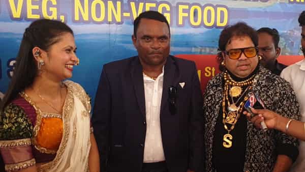 विरारच्या राजोडी समुद्र किनाऱ्यावर नवीनच सुपरस्टार रिसॉर्ट सुरु झाले आहे.