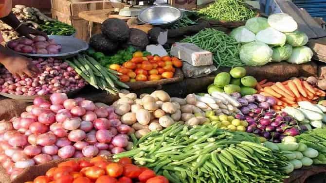 टॅरिफच्या संकटात दिलासा! देशातील महागाई 67 महिन्यांच्या निचांकी पातळीवर