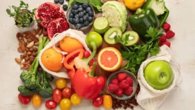 या पदार्थांमध्ये संत्र्यांपेक्षा जास्त व्हिटॅमिन सी, उन्हाळ्यासाठी  आहेत सर्वोत्तम