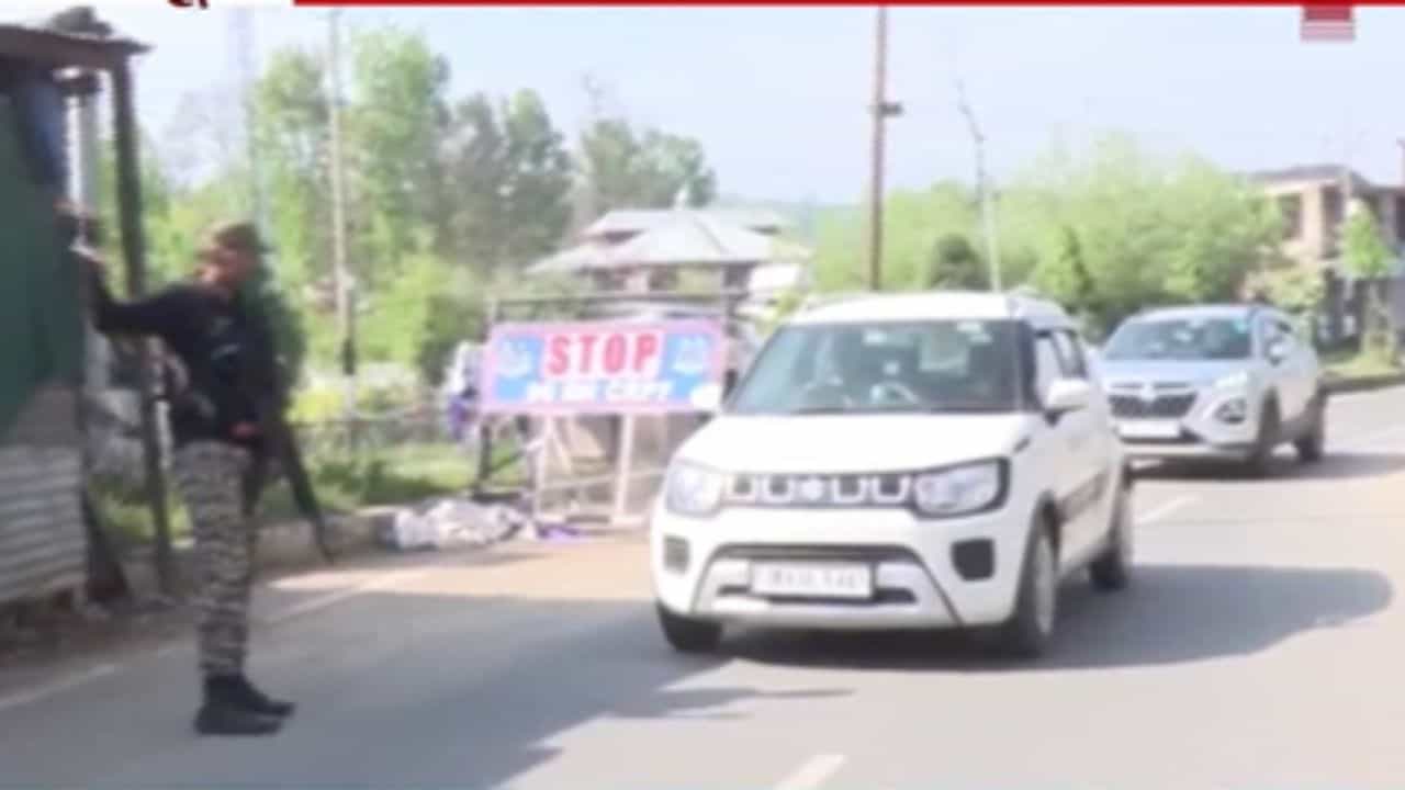 Infiltration at LOC Baramulla : पहलगाम घटनेनंतर काही तासातच बारामुल्लात दहशतवाद्यांकडून घुसखोरीचा प्रयत्न Infiltration at LOC Baramulla : पहलगाम घटनेनंतर काही तासातच बारामुल्लात दहशतवाद्यांकडून घुसखोरीचा प्रयत्न