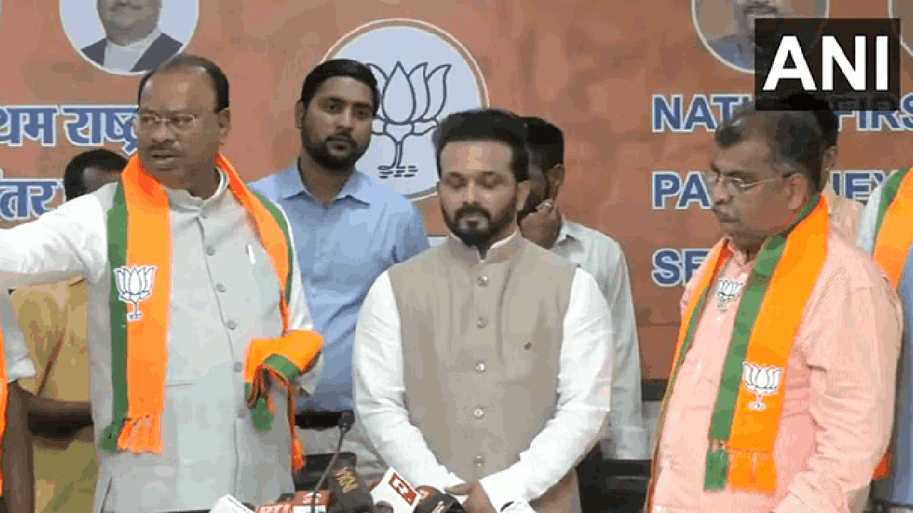 मोठी बातमी! भारताचा माजी क्रिकेटपटू केदार जाधवचा भाजपात जाहीर प्रवेश मोठी बातमी! भारताचा माजी क्रिकेटपटू केदार जाधवचा भाजपात जाहीर प्रवेश